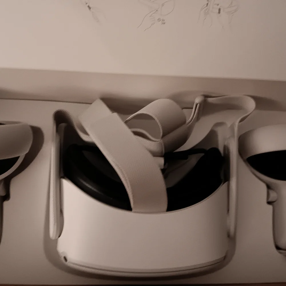 Standalone VR Headset White and Black Minimalist Design